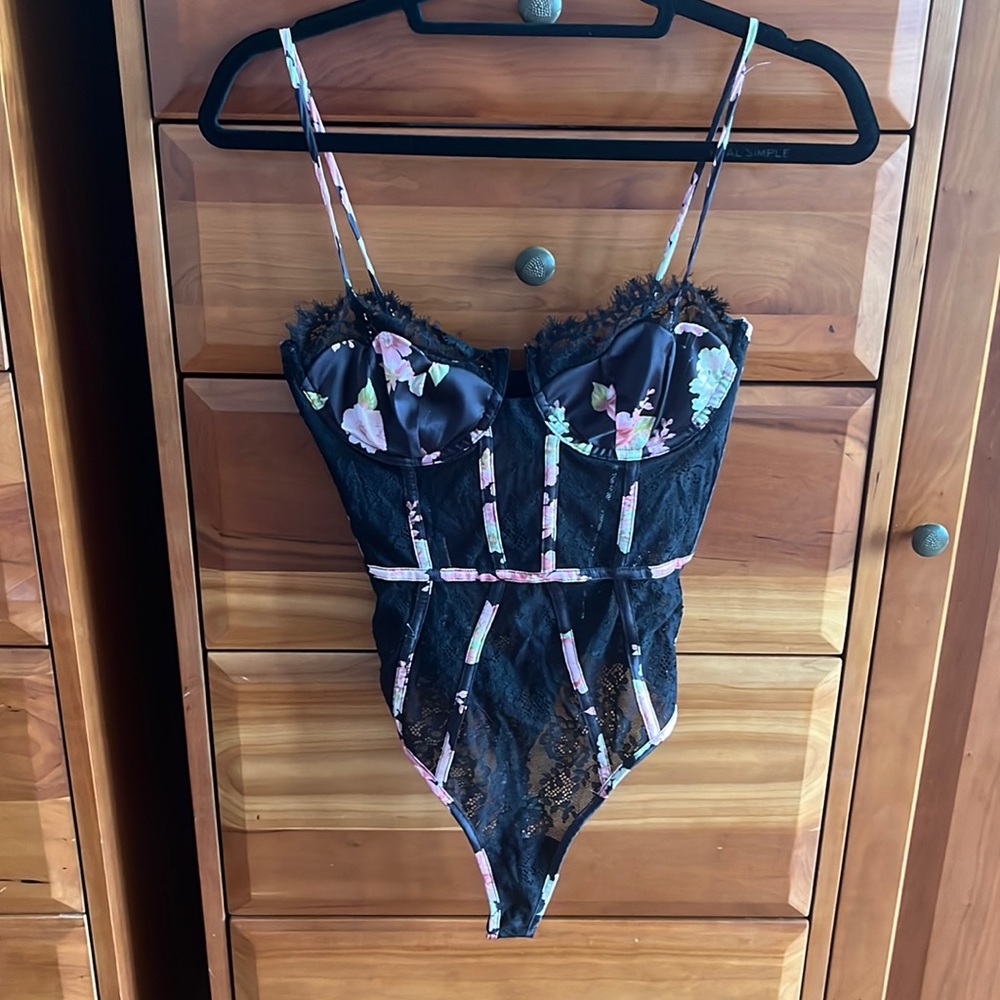 For Love & Lemons Melrose Bodysuit size S